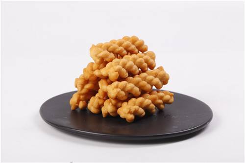 闊太太不顧家人反對(duì)去賣(mài)麻花,如今攢下千萬(wàn)資產(chǎn)